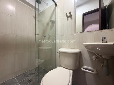 Apartamento en venta en Simon Bolivar, Medellín · foto 8 de 16