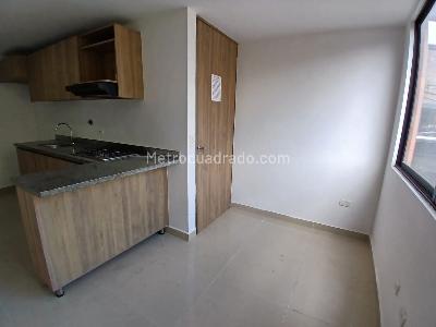 Apartamento de 2 alcobas en arriendo en Cabañitas, Bello, 50 m² · foto 3 de 10