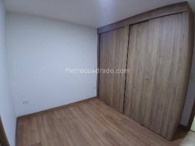 Apartamento de 2 alcobas en arriendo en Cabañitas, Bello, 50 m² · foto 6 de 10