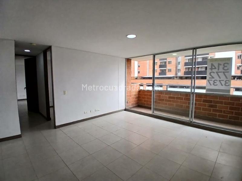 2BR Apartment with Amenities in La Ferrería, La Estrella - 3
