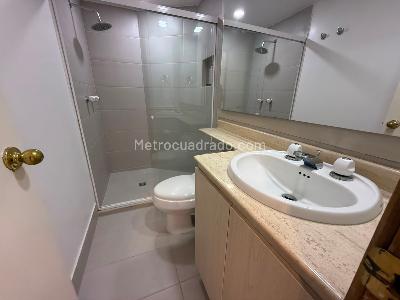 Apartamento de 2 alcobas en arriendo en La Florida, Medellín, 134 m² · foto 15 de 15