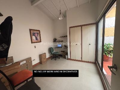 Casa de 3 alcobas en arriendo en La Floresta, Medellín, 176 m² · foto 7 de 13