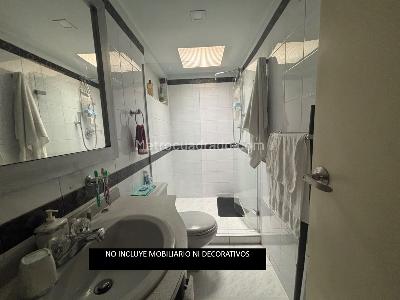 Casa de 3 alcobas en arriendo en La Floresta, Medellín, 176 m² · foto 12 de 13
