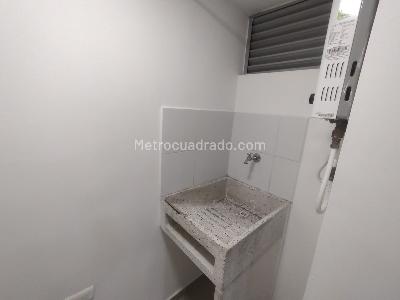Apartamento de 3 alcobas en arriendo en Cabañitas, Bello, 60 m² · foto 12 de 12