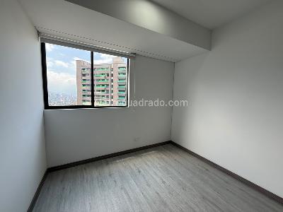 Apartamento de 3 alcobas en arriendo en Las Palmas, Medellín, 85 m² · foto 9 de 16