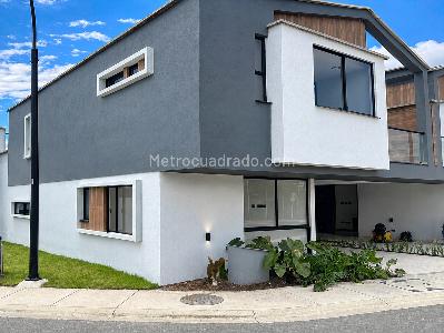 Casa de 3 alcobas en arriendo en Cerritos, Pereira, 123 m² · foto 17 de 20