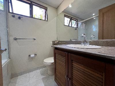 Casa de 3 alcobas en venta en Loma Del Chocho, Envigado, 201 m² · foto 12 de 20