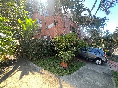 Casa de 3 alcobas en venta en Loma Del Chocho, Envigado, 201 m² · foto 19 de 20