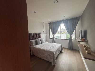 Apartamento de 4 alcobas en arriendo en La Florida, Medellín, 400 m² · foto 13 de 16