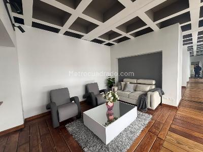 Apartamento de 4 alcobas en arriendo en La Florida, Medellín, 400 m² · foto 4 de 16