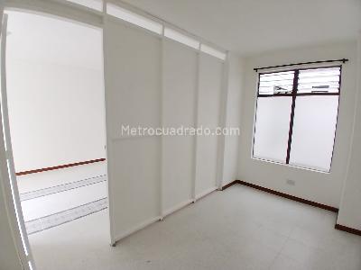 Apartamento de 2 alcobas en arriendo en San Joaquin, Medellín, 70 m² · foto 8 de 10
