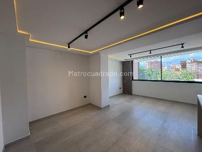 Apartamento de 3 alcobas en arriendo en Conquistadores, Medellín, 100 m² · foto 2 de 12