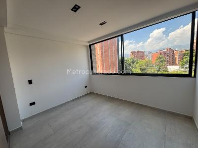 Apartamento de 3 alcobas en arriendo en Conquistadores, Medellín, 100 m² · foto 8 de 12