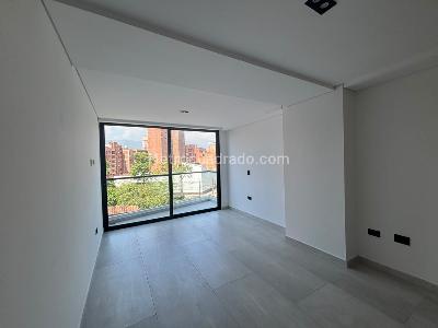 Apartamento de 3 alcobas en arriendo en Conquistadores, Medellín, 100 m² · foto 9 de 12