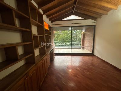 Apartamento de 3 alcobas en arriendo en Conquistadores, Medellín, 170 m² · foto 11 de 15