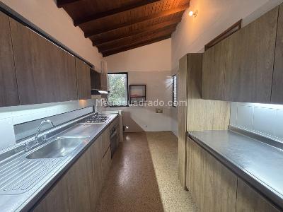 Apartamento de 3 alcobas en arriendo en Conquistadores, Medellín, 170 m² · foto 5 de 15