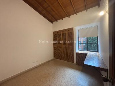 Apartamento de 3 alcobas en arriendo en Conquistadores, Medellín, 170 m² · foto 9 de 15