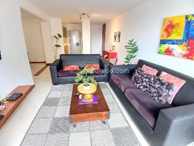 Apartamento de 2 alcobas en arriendo en Oviedo, Medellín, 63 m² · foto 3 de 10