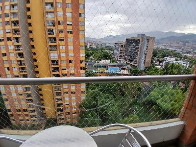 Apartamento de 2 alcobas en arriendo en Oviedo, Medellín, 63 m² · foto 5 de 10