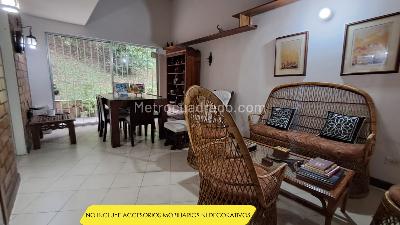 Casa de 5 alcobas en arriendo en Cumbres, Envigado, 1700 m² · foto 4 de 15