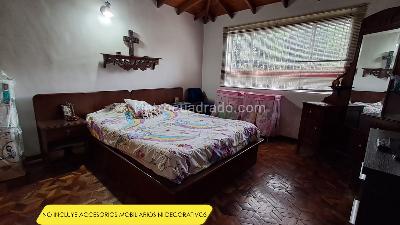 Casa de 5 alcobas en arriendo en Cumbres, Envigado, 1700 m² · foto 7 de 15