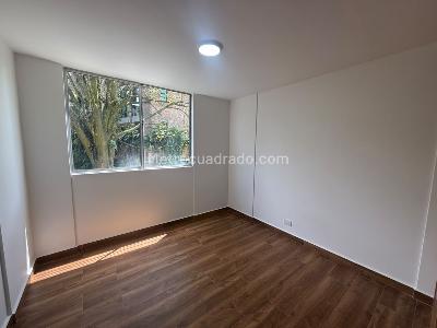 Apartamento de 3 alcobas en arriendo en Altos Del Poblado, Medellín, 76 m² · foto 10 de 13