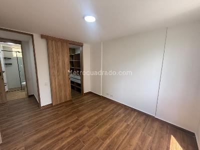 Apartamento de 3 alcobas en arriendo en Altos Del Poblado, Medellín, 76 m² · foto 8 de 13