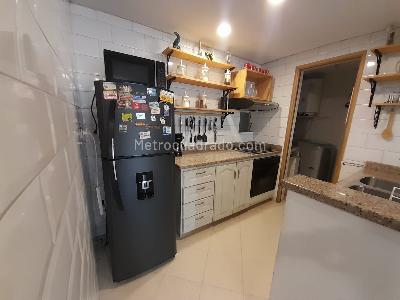 Apartamento de 1 alcoba en arriendo en Astorga, Medellín, 90 m² · foto 1 de 16