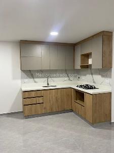 Apartamento de 3 alcobas en venta en Cabañitas, Bello, 100 m² · foto 2 de 16