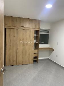 Apartamento de 3 alcobas en venta en Cabañitas, Bello, 100 m² · foto 8 de 16