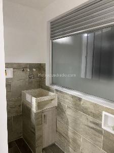 Apartamento de 3 alcobas en venta en Cabañas, Bello, 86 m² · foto 8 de 11