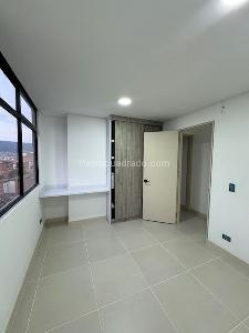 Apartamento de 3 alcobas en venta en Laureles La Castellana, Medellín, 100 m² · foto 11 de 14
