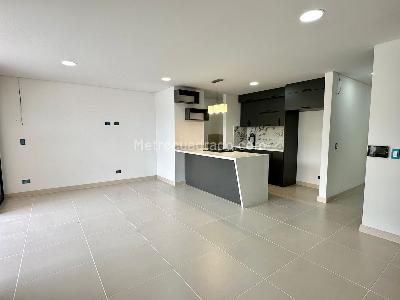 Apartamento de 3 alcobas en venta en Laureles La Castellana, Medellín, 100 m² · foto 4 de 14