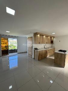 Apartamento de 3 alcobas en venta en Cabañas, Bello, 164 m² · foto 4 de 16