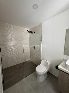 Apartamento de 3 alcobas en venta en Cabañas, Bello, 120 m² · foto 2 de 12