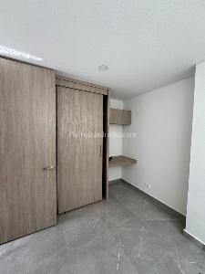Apartamento de 3 alcobas en venta en Cabañas, Bello, 120 m² · foto 8 de 12