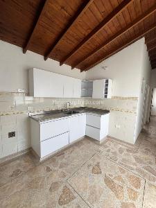 Apartamento de 4 alcobas en venta en Cabañas, Bello, 110 m² · foto 3 de 7