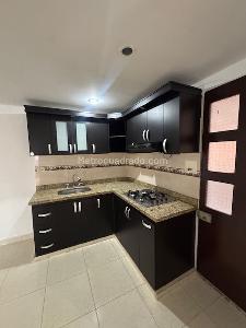 Apartamento de 4 alcobas en venta en La Cabanita, Bello, 80 m² · foto 4 de 15