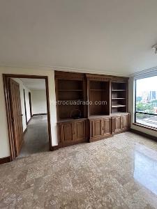 Apartamento de 4 alcobas en venta en El Poblado Manila, Medellín, 235 m² · foto 3 de 20