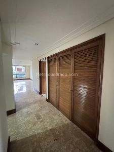 Apartamento de 4 alcobas en venta en El Poblado Manila, Medellín, 235 m² · foto 20 de 20