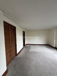 Apartamento de 4 alcobas en venta en El Poblado Manila, Medellín, 235 m² · foto 11 de 20