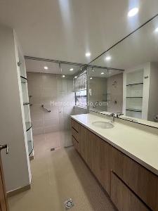 Apartamento de 4 alcobas en venta en El Poblado Manila, Medellín, 235 m² · foto 12 de 20