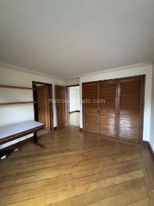 Apartamento de 4 alcobas en venta en El Poblado Manila, Medellín, 235 m² · foto 15 de 20