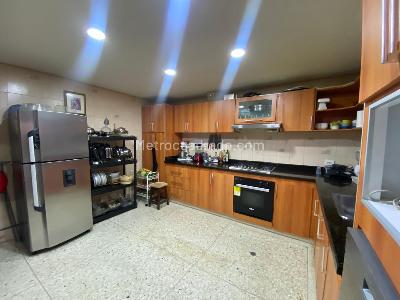 Casa de 5 alcobas en venta en Altos De Riomar, Barranquilla, 617 m² · foto 13 de 20