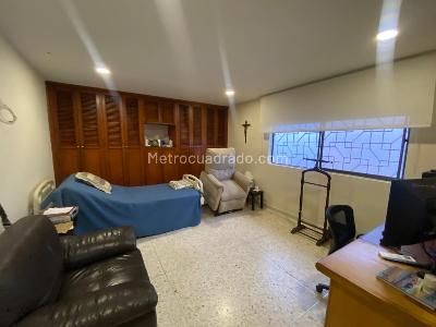 Casa de 5 alcobas en venta en Altos De Riomar, Barranquilla, 617 m² · foto 6 de 20