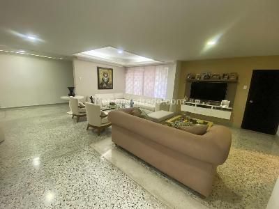 Casa en venta en Altos De Riomar, Barranquilla · foto 3 de 19