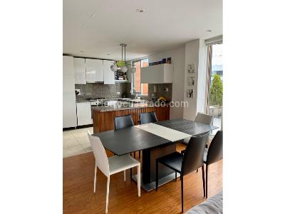 Apartamento de 3 alcobas en venta en Santa Barbara, Bogotá, 230 m² · foto 2 de 20