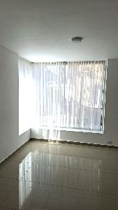 Casa en arriendo en La Esperanza Modelia, Bogotá · foto 2 de 20