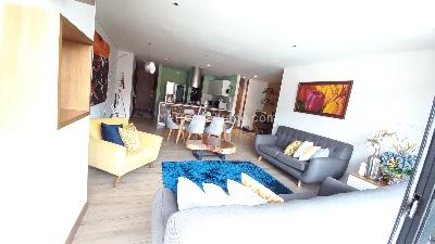 Apartamento de 3 alcobas en venta en Santa Paula Norte, Bogotá, 145 m² · foto 2 de 20