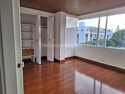 Apartamento de 2 alcobas en venta en Nueva Autopista Los Cedros, Bogotá, 70 m² · foto 11 de 15